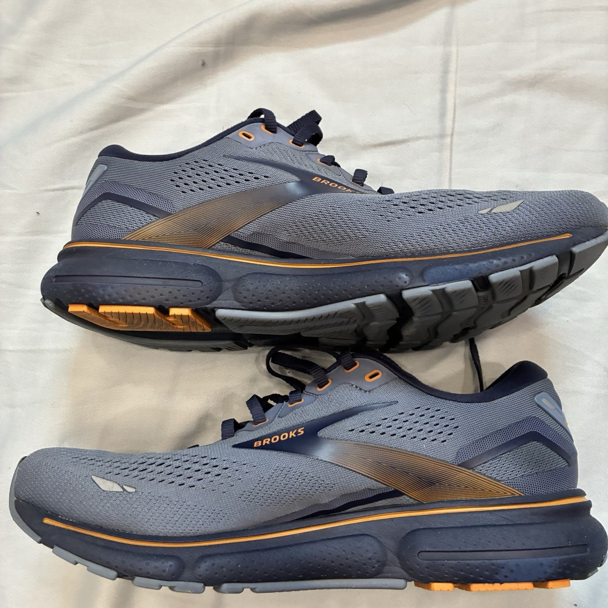 Brooks Ghost 15 Running Shoes Men Size 10.5 Blue Orange | eBay display picture 3