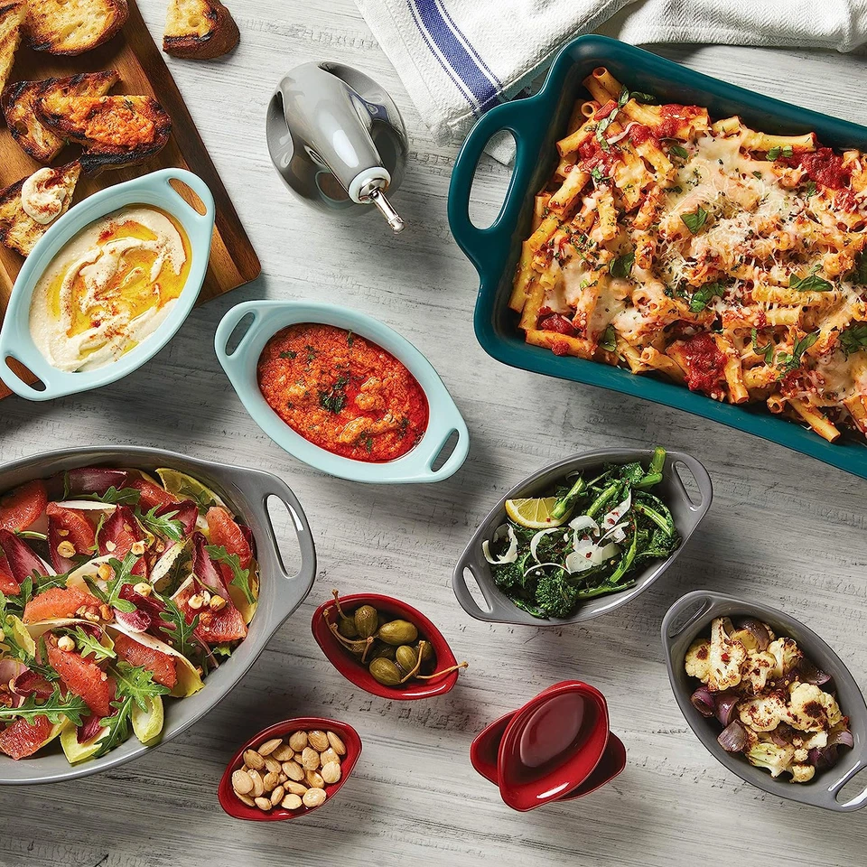 Panadero ovalado de cerámica Rachael Ray, 1,5 cuartos de galón, gris Foto 2 de 4