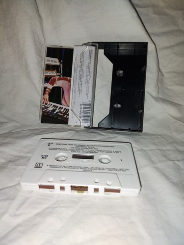 Vintage The Woman In Red Movie Soundtrack Music Cassette Tape 1984 - Picture 3 of 5