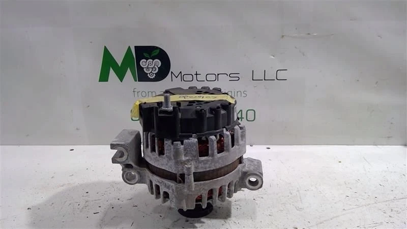 Chevrolet Colorado 2017-2021 motor alternador generador OEM 84129223 Foto 4 de 4
