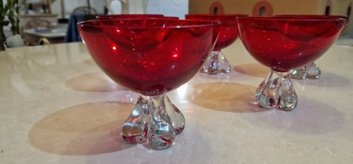 8 copas de vino de pie retorcido de cristal rojo veneciano 1954 antiguas RARAS - Imagen 6 de 17
