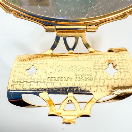 Estuche de lápiz labial Stratton England dorado con soporte floral Sweetpea espejo - Imagen 4 de 4