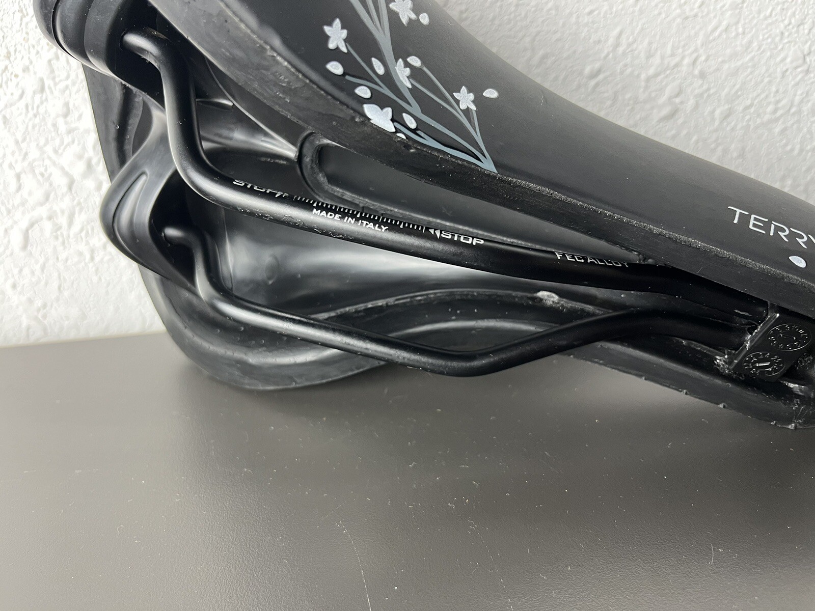 Terry Women's Cite X Gel Italia Bike Saddle Seat, Comfortable Center Cutaway