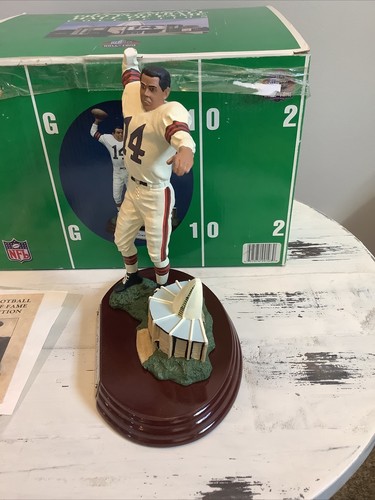 Otto Graham Signed Figurine Vince Costello’s HOF Autographed Browns READ BROKE** - Picture 4 of 15