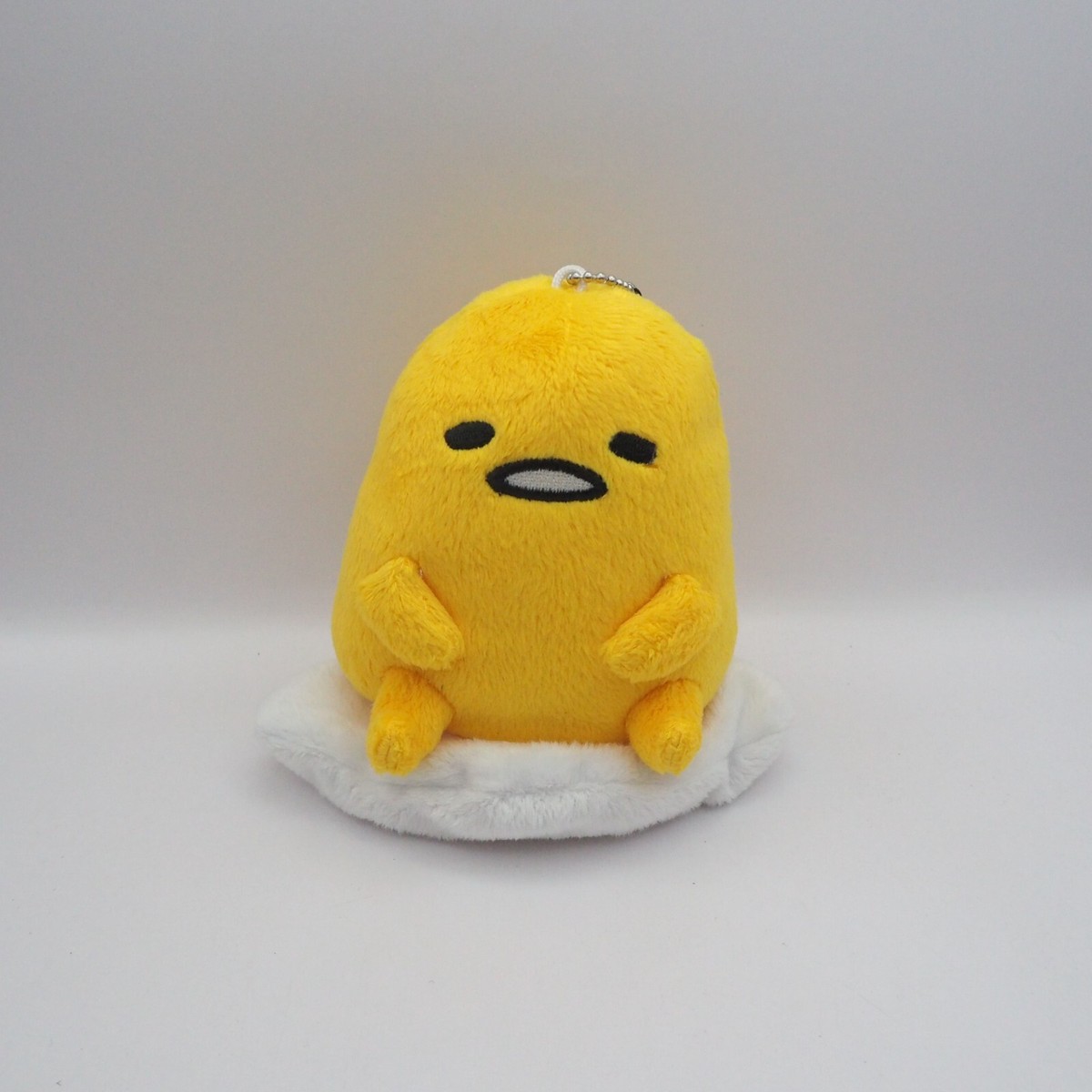Gudetama D1003B Sanrio Smiles 2020 keychain Mascot Plush 5