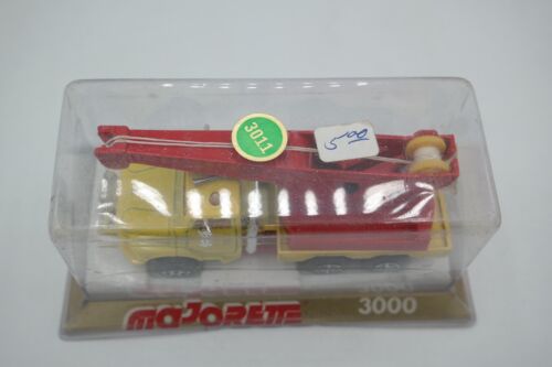 Vintage MAJORETTE Serie 3000 Crane Truck #3011 Yellow France Sealed Blister Pack - Picture 6 of 7