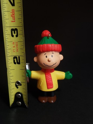 Hallmark Keepsake Christmas Ornament Charlie Brown Holding Bell Peanuts - Picture 7 of 10