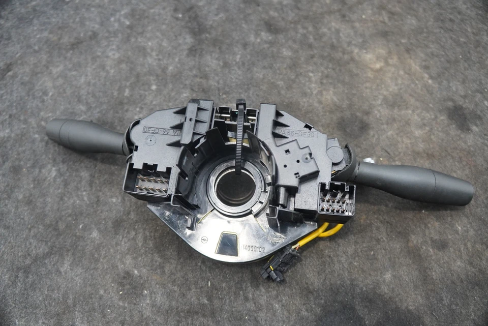 Переключатель рычага часовой пружины рулевой колонки 1X4314A664AC Aston Martin V8 Vantage 08 - Изображение 2 из 4