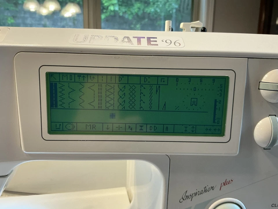 Bernina 1630 Inspiration Sewing Machine Very Good Condition! Works Perfectly! - Image 3 of 4