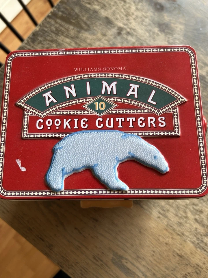 Williams & Sonoma 10 Zoo Animal Cookie Cutters Tin Container Handle - Image 4 of 4