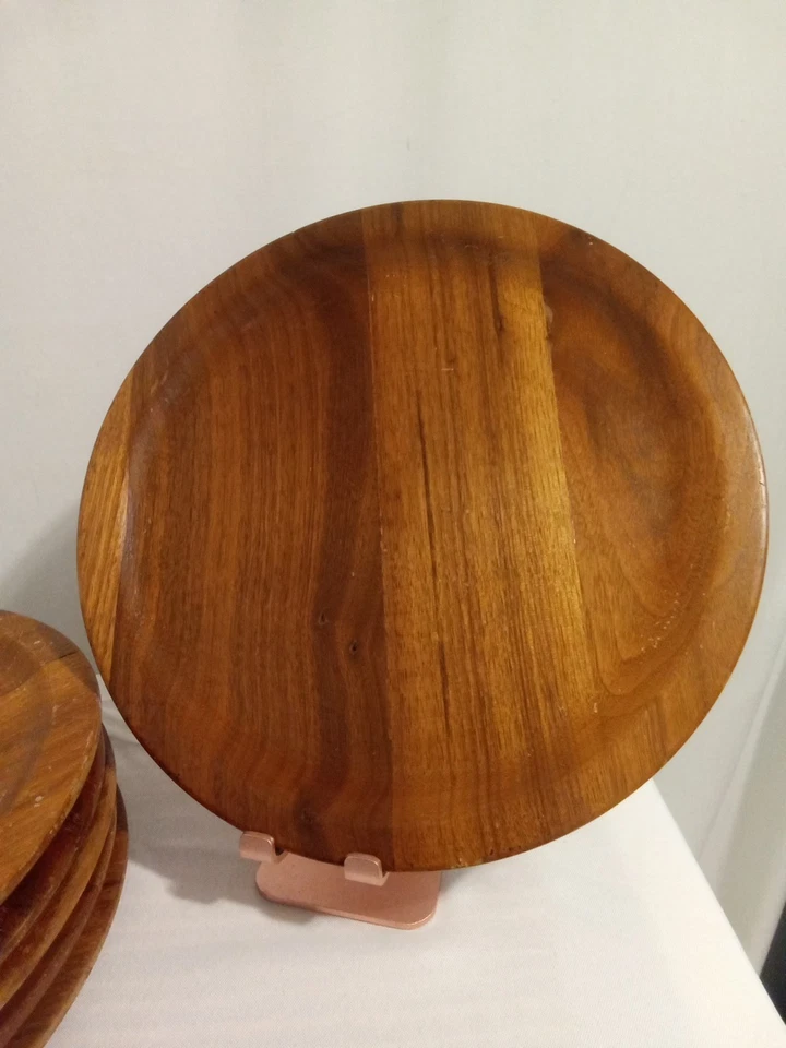 Vintage Antique Round Wood Plates MCM 11 in diameter set of 6 - Image 2 of 4