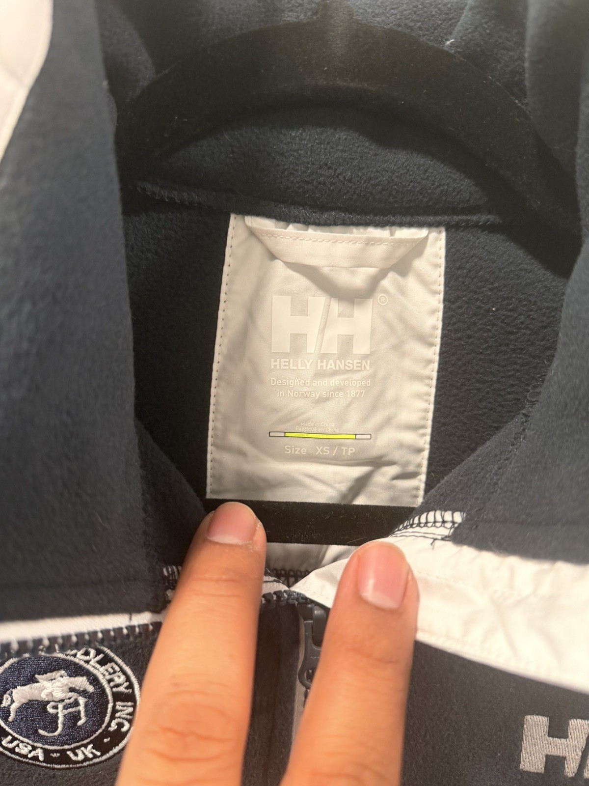 Helly Hansen Black Lightweight Jacket Side Panels… - image 6