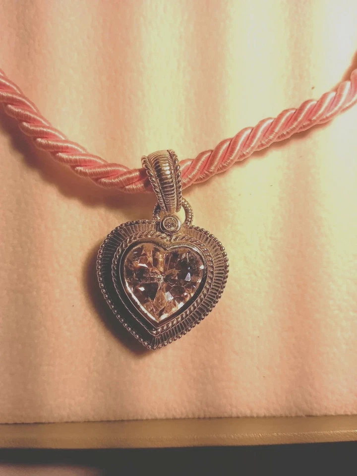 925 S.S. De Colección Corazón Rosa Circonita Cúbica Colgante Cuerda Collar Por Judith Ripka!!! Foto 2 de 4