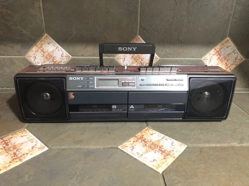 Sony CFS-W501 Soundrider AM FM Radio Dual Cassette Player Tested Working