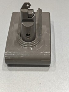 Dyson V6 Staubsauger Akku 21.6V 4500mAh - Gebraucht, Minimaler Verschleiß