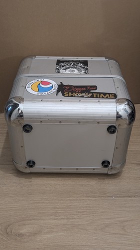 Mixer DJ vecchia scuola Numark DM650 + 2x custodie da volo per dischi in vinile 12" - Foto 6 di 16