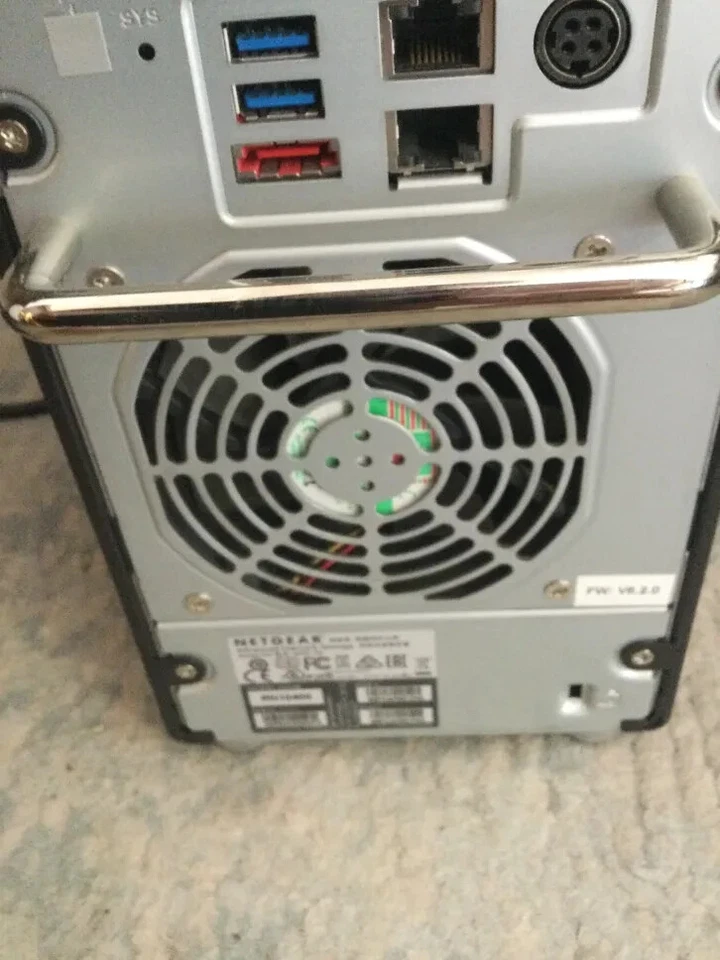 Netgear ReadyNas 4-Bay Nas Box RN10400 + Power Cable (no hard drives) - Image 2 of 3