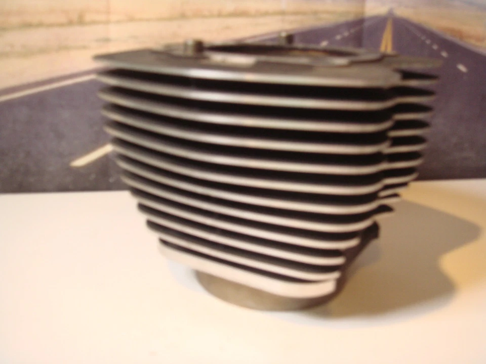 Jarra de cilindro Harley despegue 3,75" 16593-99 se adapta a 88 CI 1450 cc doble cámara 99-06 X1 Foto 2 de 4