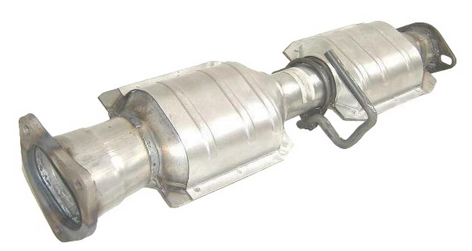 Catalytic Converter Fits 1994 Mazda Navajo - Image 2 of 4