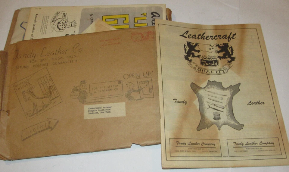7 VINTAGE 1940s-50 LEATHER CRAFTS CATALOGS! KITS/TOOLS/PATTERNS/BELTS/WALLETS+++ - Image 2 of 4