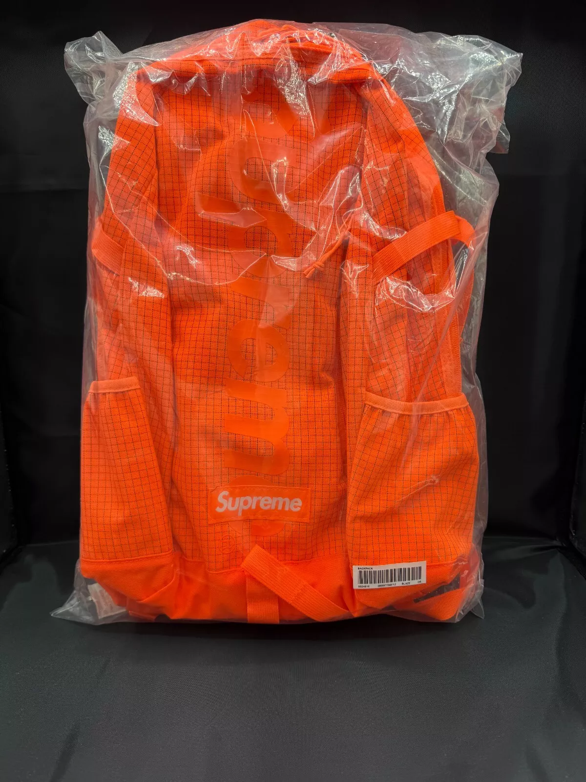Sac à dos Supreme Blaze Orange SS24 Supreme New York 2024 Neuf DS