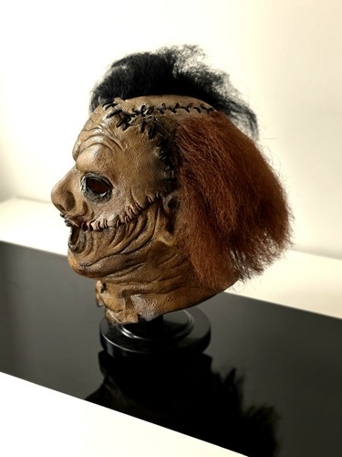 1:1 mask of Leatherface from The Texas Chainsaw Massacre 2003 Remake, TMC - Picture 5 of 8