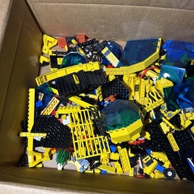 Vintage LEGO Sets Aquazone Neptune Discovery Lab 6195 No Box 6983 Ice Station