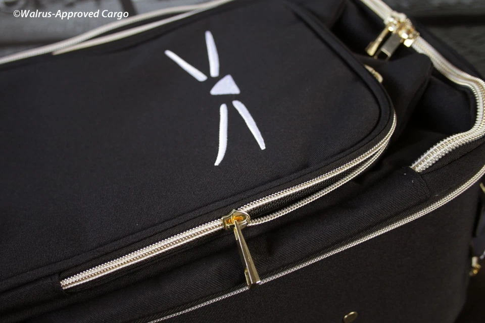 POTTERY BARN EMILY & MERITT 黑色猫随身携带套装和黑色 KITTY 背包 — 第 4/4 张图片