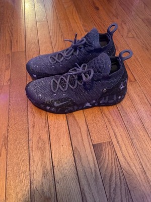 KD 11 GOLD SPLATTER - SIZE 13, NO VISIBLE DAMAGE BUT USED, NO OG BOX