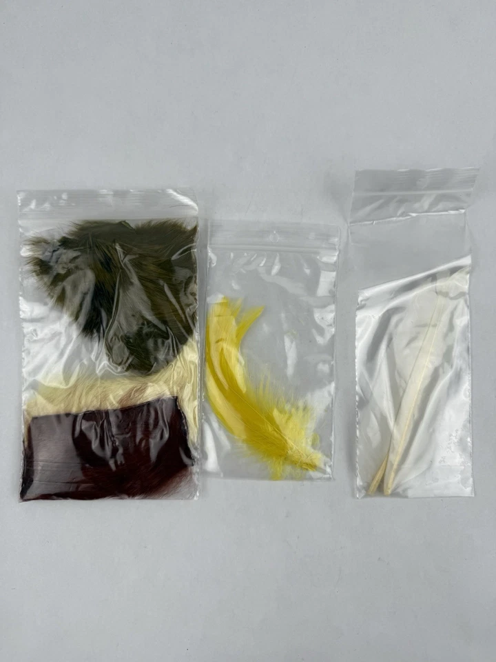 Kit de pesca vintage para atar moscas con libro, tornillo de banco, accesorios y ganchos/alambre Foto 3 de 4