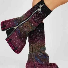 " THE SPARKLEY CUFFED ONE " Size: 11 Multi / 𝟑 𝐨𝐟 𝟒 𝐬𝐨𝐥𝐝