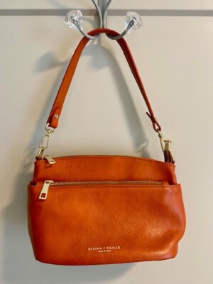 Divina Firenze Italian Leather Purse  (extra, stylish crossbody strap included)