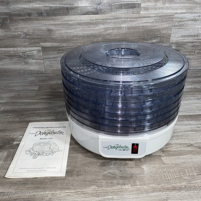 The Food Dehydrator by Mr Coffee. Motor 