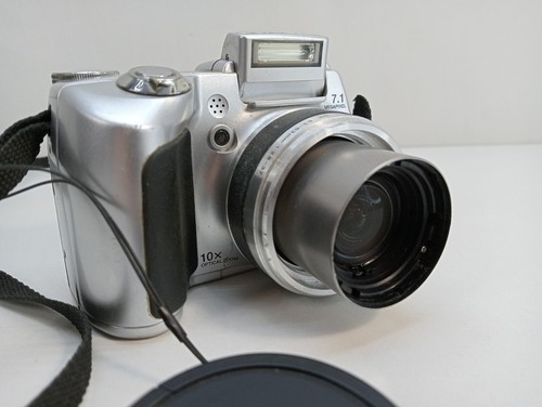 Olympus SP Series SP-510 UZ Digital Camera 7.1MP 10x Optical Ed Zoom Lens - Picture 20 of 24