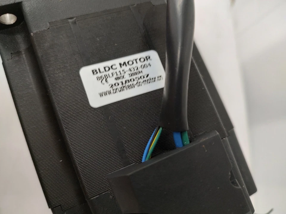 Motor BLDC 48v DC, 86BLF115-432-004, 20180507, 3200rpm - Imagem 3 de 4