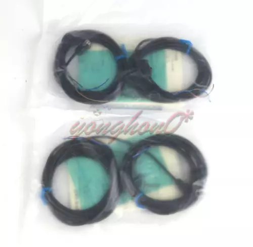 New 1PC Omron E3T-ST11 12-24VDC E3TST11 Photoelectric Switch Sensor
