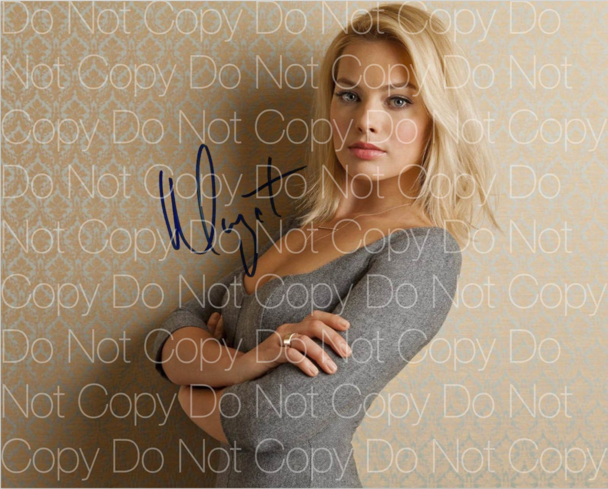 Margot Robbie サイン入りポスター Margot Robbie signed 3 sexy hot beautiful 8X10 photo picture