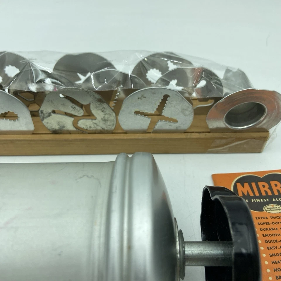 Cookie Press 复古 Mirro 带磁盘,3 个提示原装木架 — 第 4/4 张图片