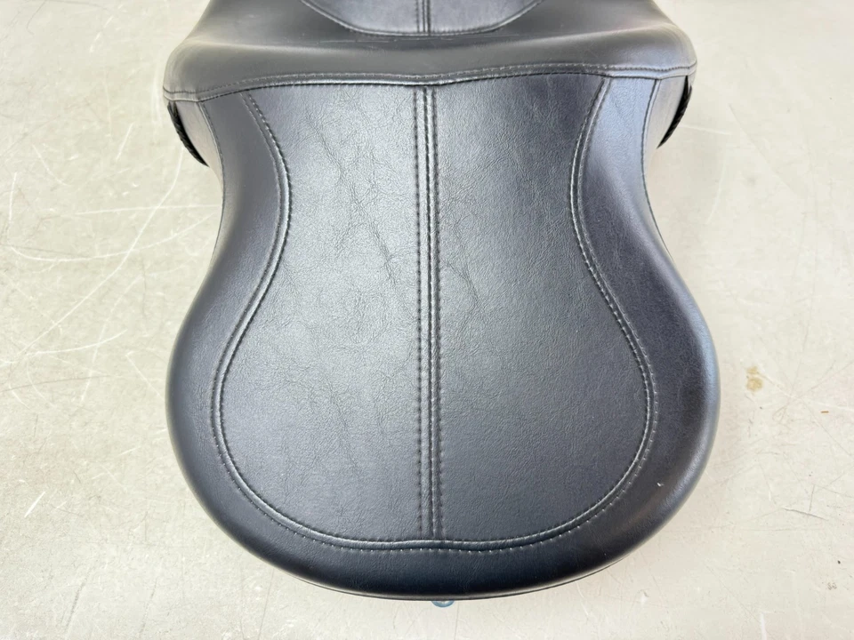 Harley Softail Luxe 2008 asiento fabricante de equipos originales conductor pasajero 2 arriba sillín de conductor Foto 3 de 4