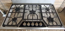 Thermador 36" Masterpiece Series Natural Gas Cooktop w/5 Star Burners- SGSX365FS