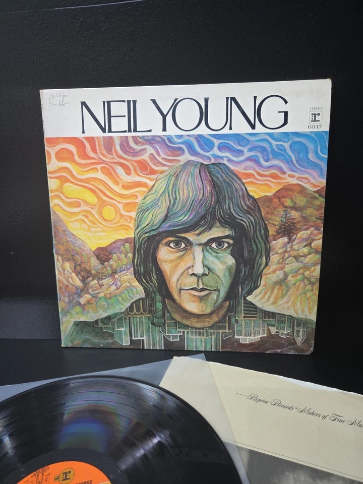 Neil Young Self Titled Lp Vinyl 1969 1st '2-Tone' Reprise Press W/Insert EX - Image 2 of 4