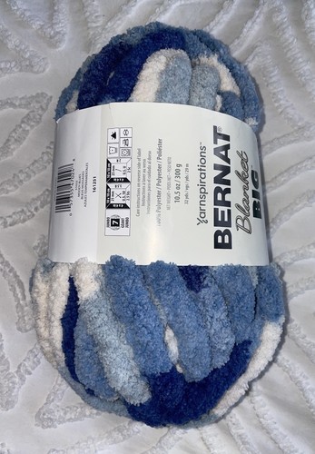 Yarnspirations Bernat Blanket Big Yarn Moody Blues 32 Yds 10.5 Oz New - Picture 2 of 3
