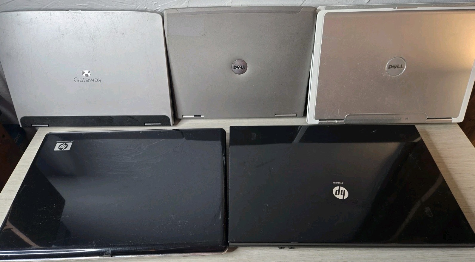 Lot of 5 Retro Untested Laptops