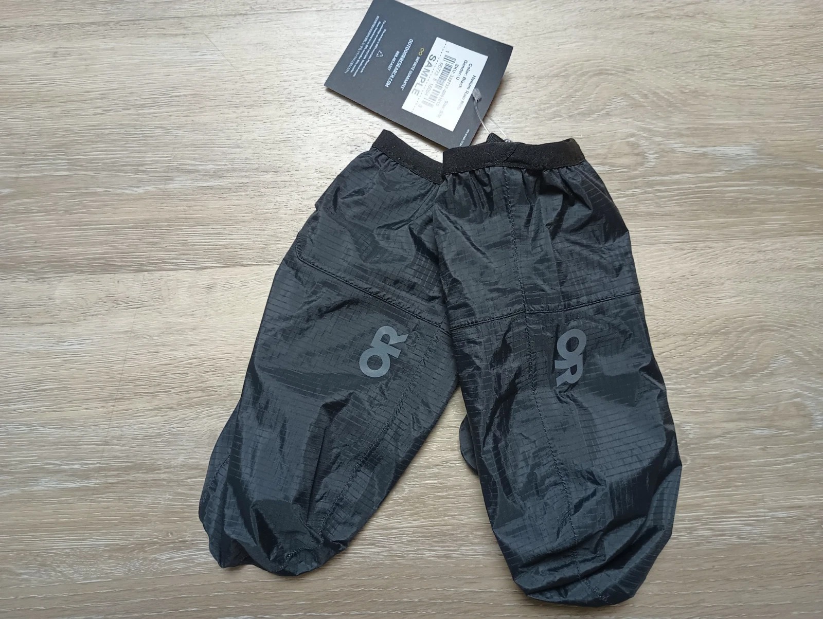 Outdoor Research Helium Rain Mitts Black size S/M NWT $55 sample
Opens in a new window or tab