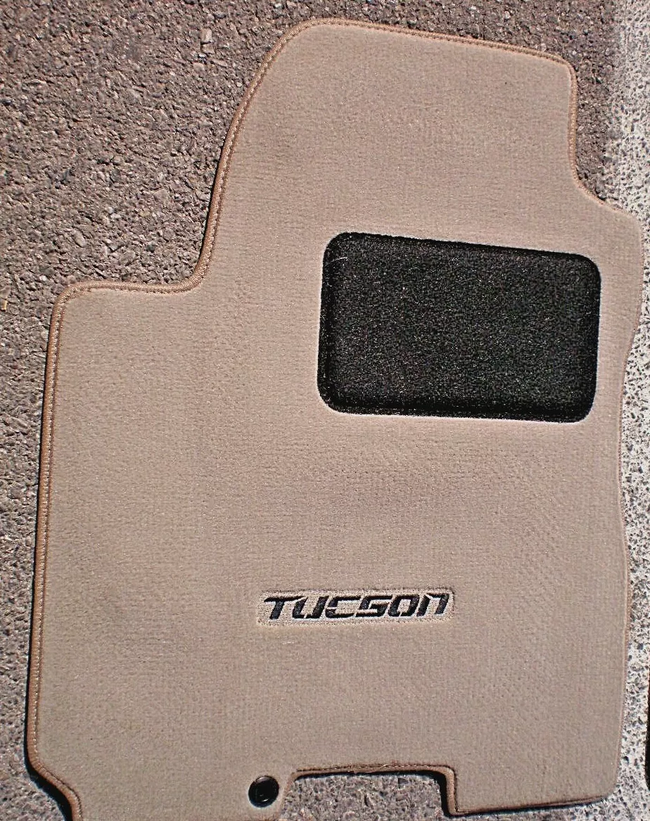 GENUINE OEM HYUNDAI TUCSON FLOOR MATS BEIGE TAN 4 PIECE SET NEW eBay