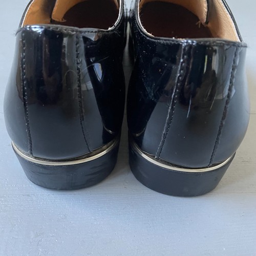 Classic Black Patent Leather 3 Hole Lace Up Mens Shoe with Gold Accent Size 12 - Picture 7 of 7