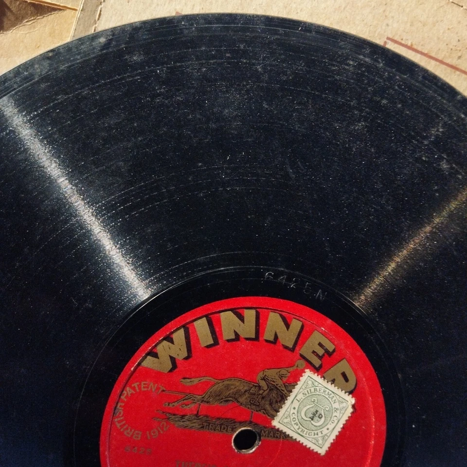 Jay Laurier – There's A Cow In A Field Over There - Winner 1922 - 78rpm Foto 3 de 4