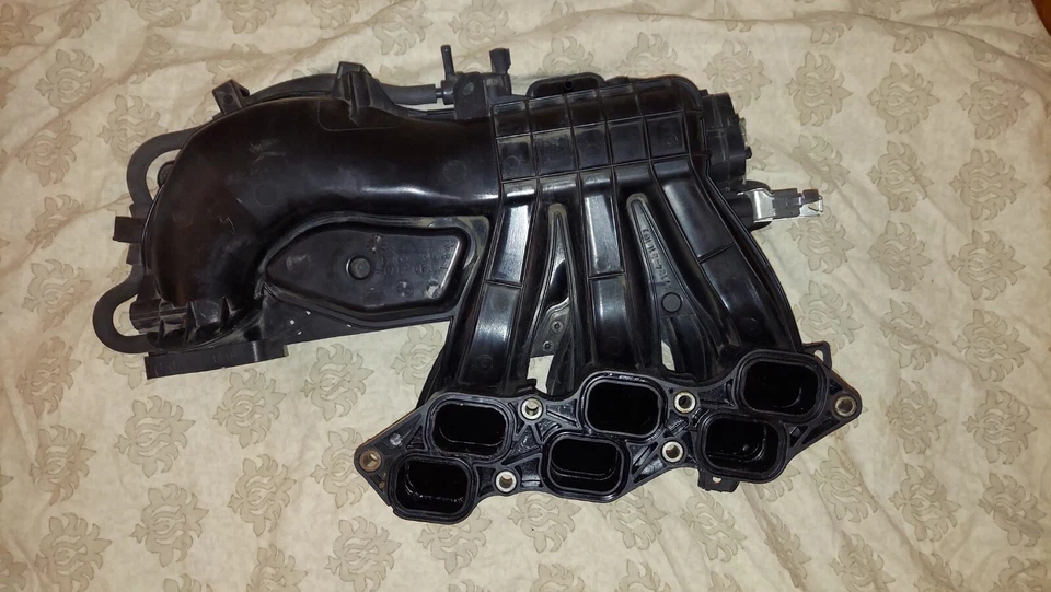 Colector de admisión superior Toyota 4Runner 2003-2005 4,0 L V6 17109-31010 usado Foto 2 de 4