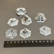 Lot 7 Monster HERO GAME Miniature For Dungeons Dragon D D Figure toy SFG 1g