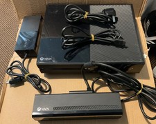 Microsoft Xbox One Console With Leads & Xbox Kinect. Fully Tested & Working.